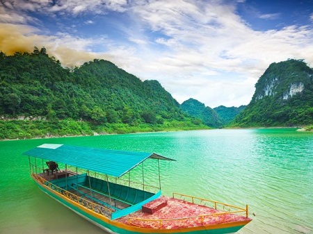 Việt[-]Nam[-]–[-]điểm[-]đến[-]hấp[-]dẫn[-]trong[-]năm[-]2013
